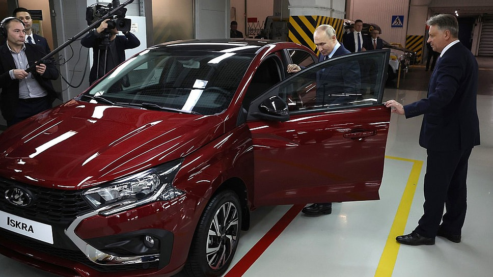 Седан Lada Iskra