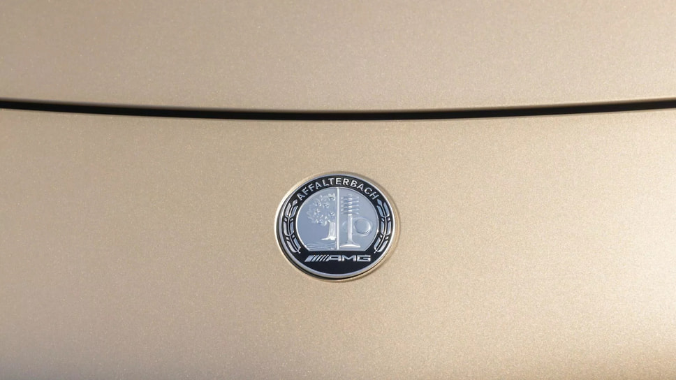 Mercedes-Benz SL63 Manufaktur Golden Coast