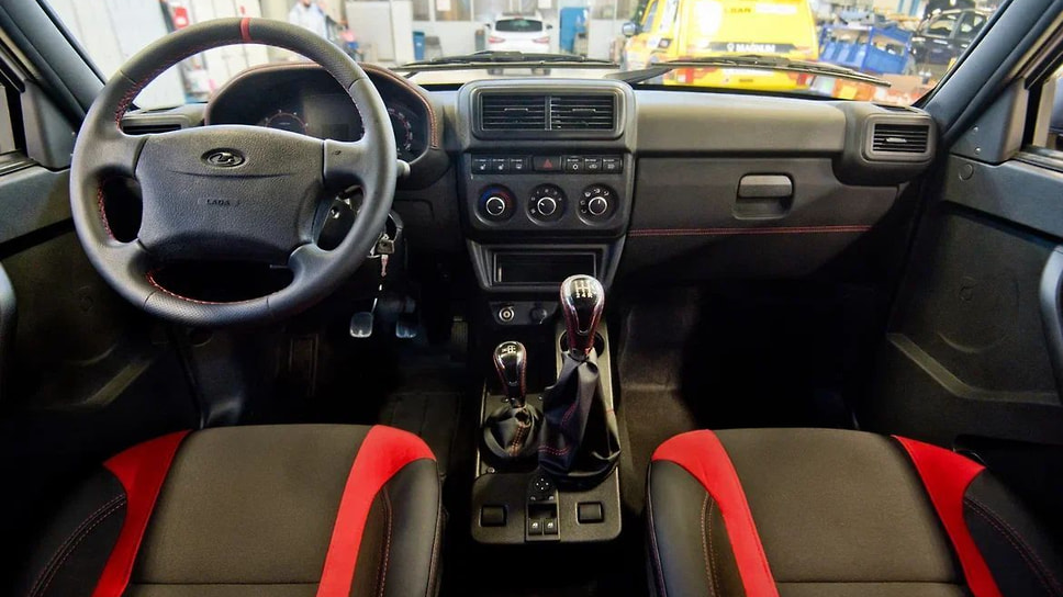 Lada Niva Sport