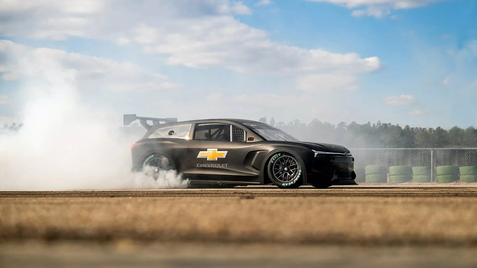Chevrolet Blazer EV.R NASCAR