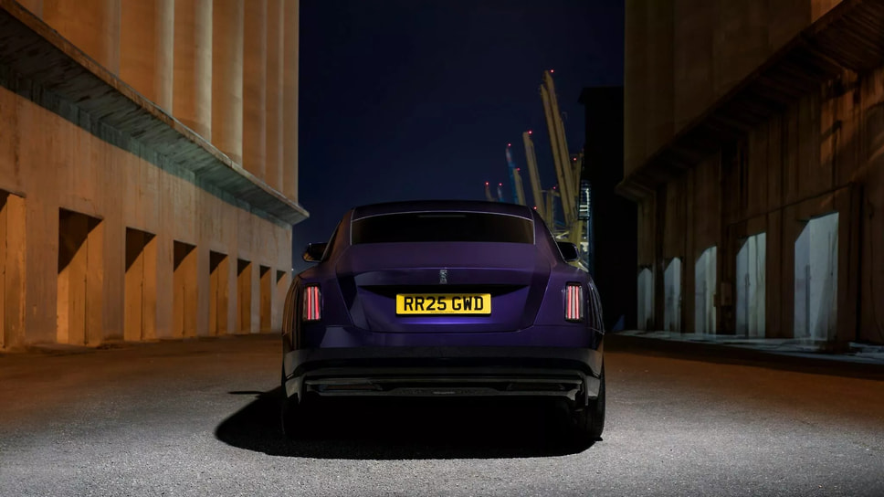 Rolls-Royce Spectre Black Badge