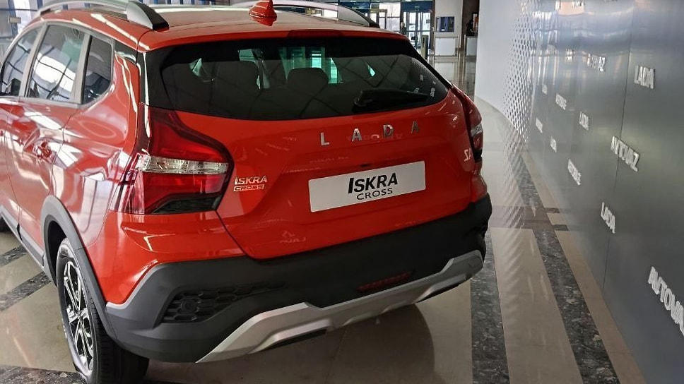 Lada Iskra Cross