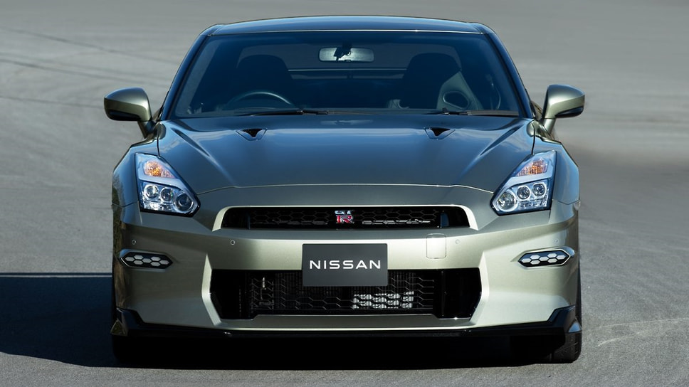 Nissan GT-R
