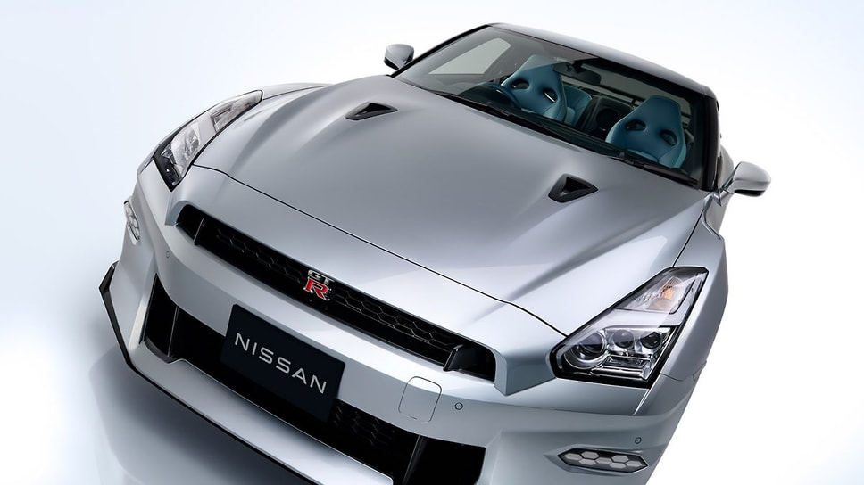 Nissan GT-R