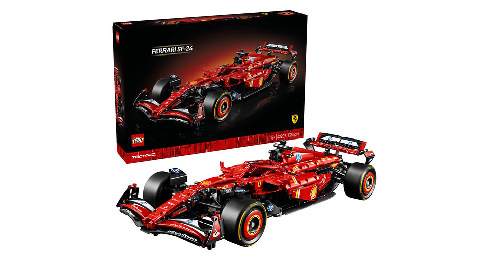 Ferrari SF-24 в масштабе 1:8