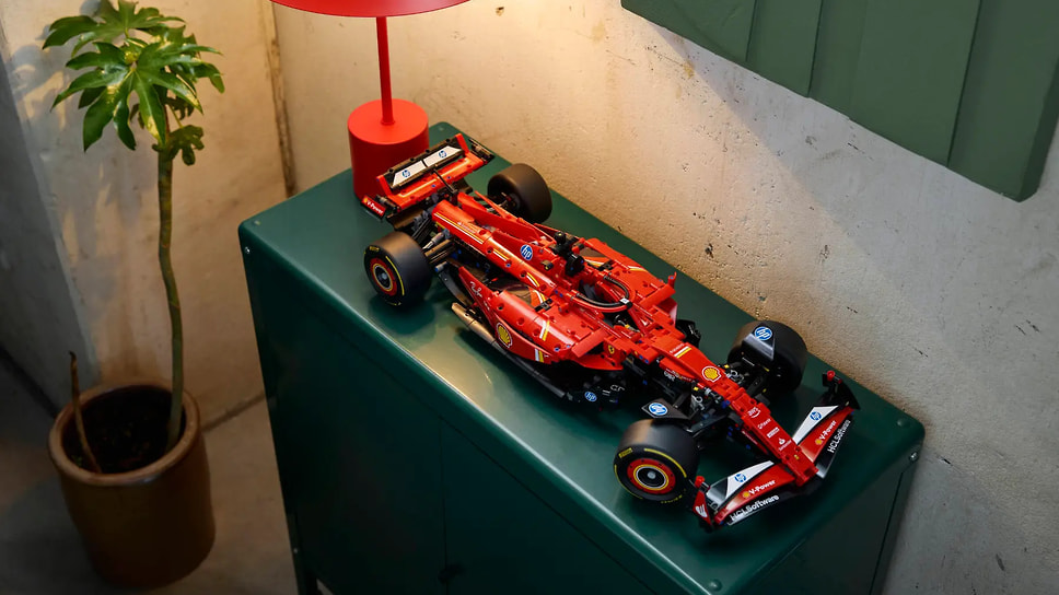 Ferrari SF-24 в масштабе 1:8