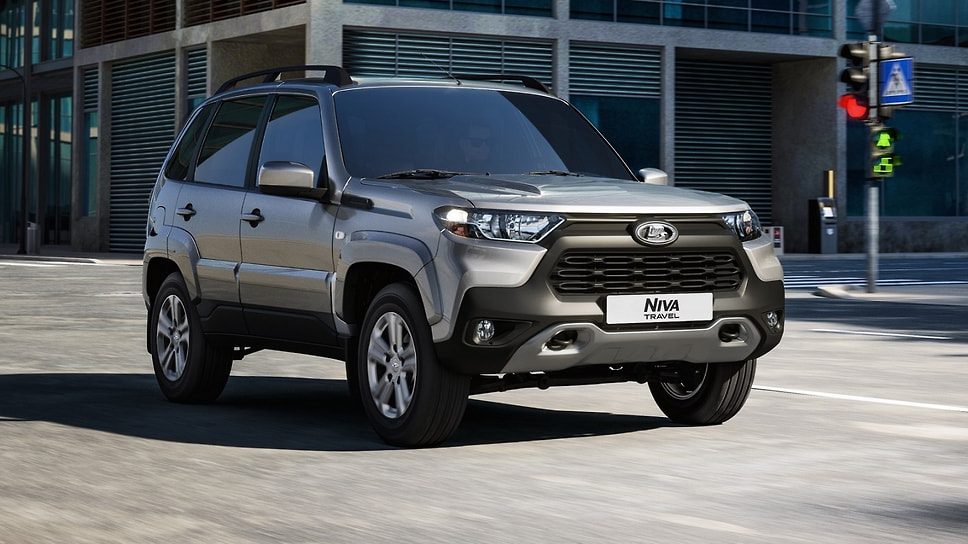 Lada Niva Travel