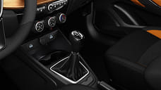 Автомобили Lada Vesta с новой трансмиссией поступили в продажу