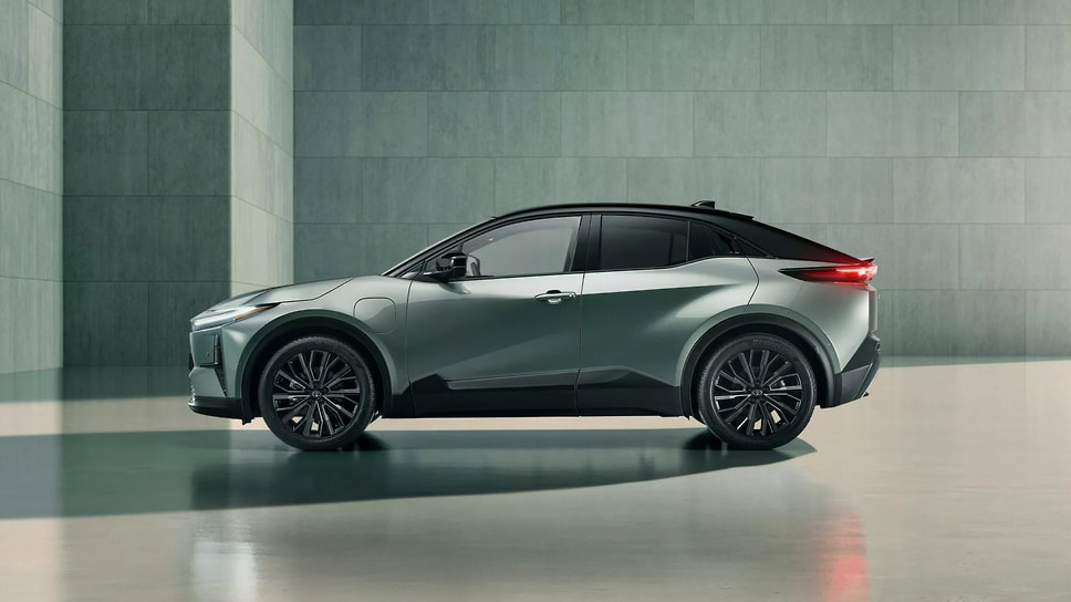 Toyota C-HR+
