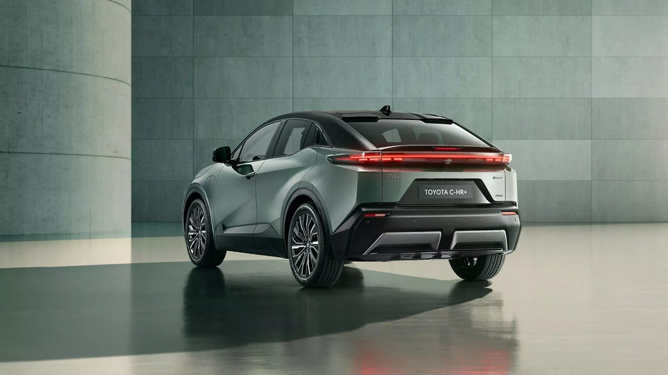 Toyota C-HR+