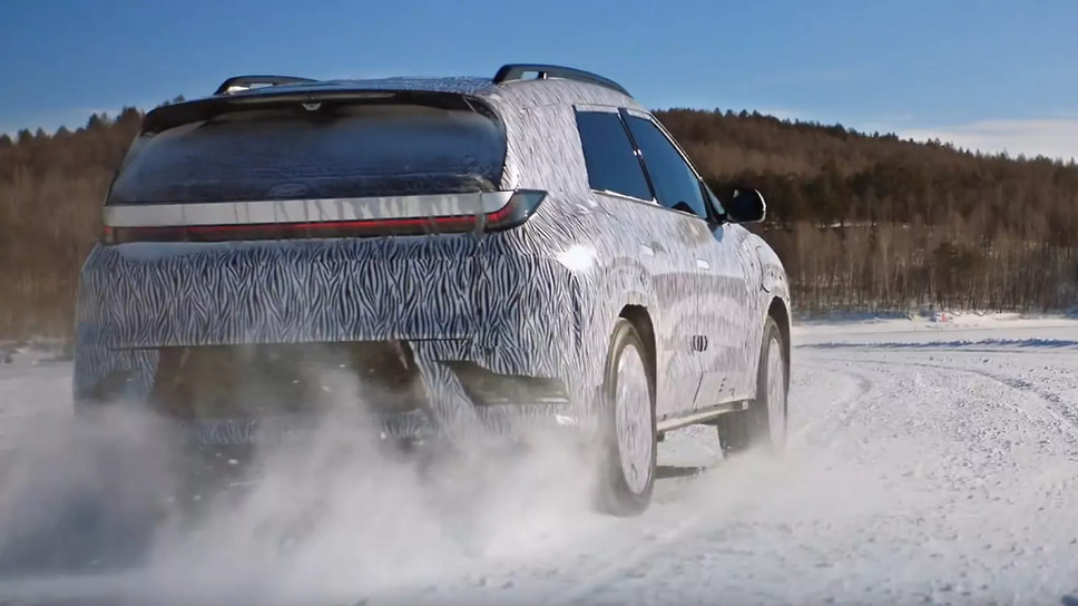 Кроссовер Hyundai 