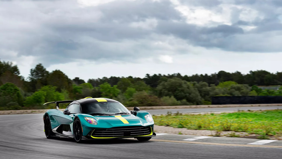 Aston Martin Valhalla