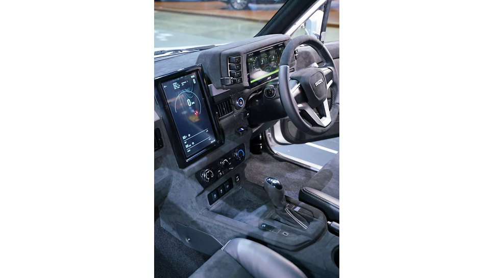 Isuzu Dragon Max