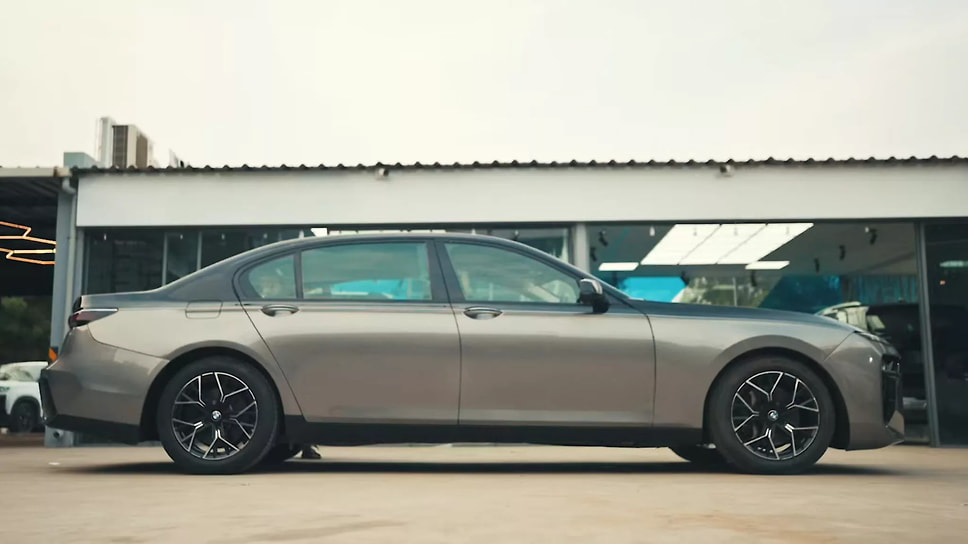 BMW 7 серии в кузове F01