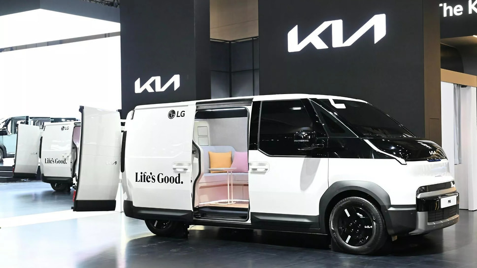 Kia PV5 Spielraum Glow Cabin