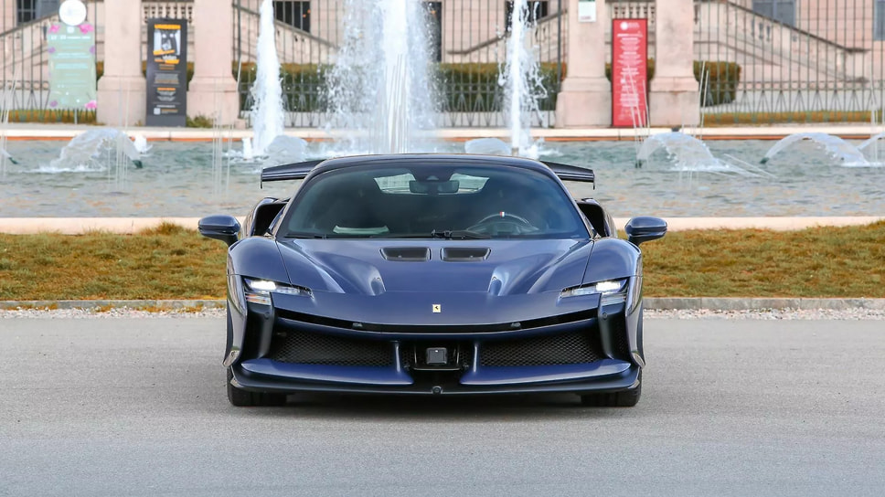 Ferrari SF90 XX Spider