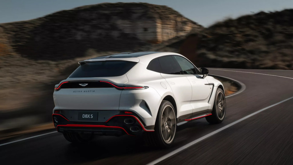 Aston Martin DBX S
