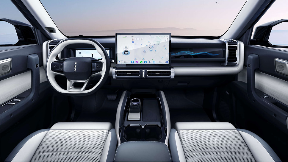 iCar 03