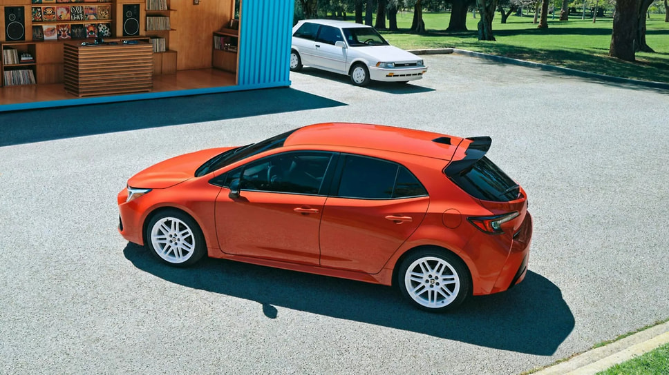 Toyota Corolla FX Edition и Corolla FX16