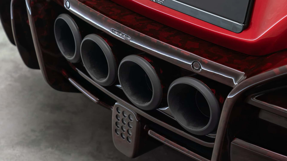 Mansory Pugnator Tricolore