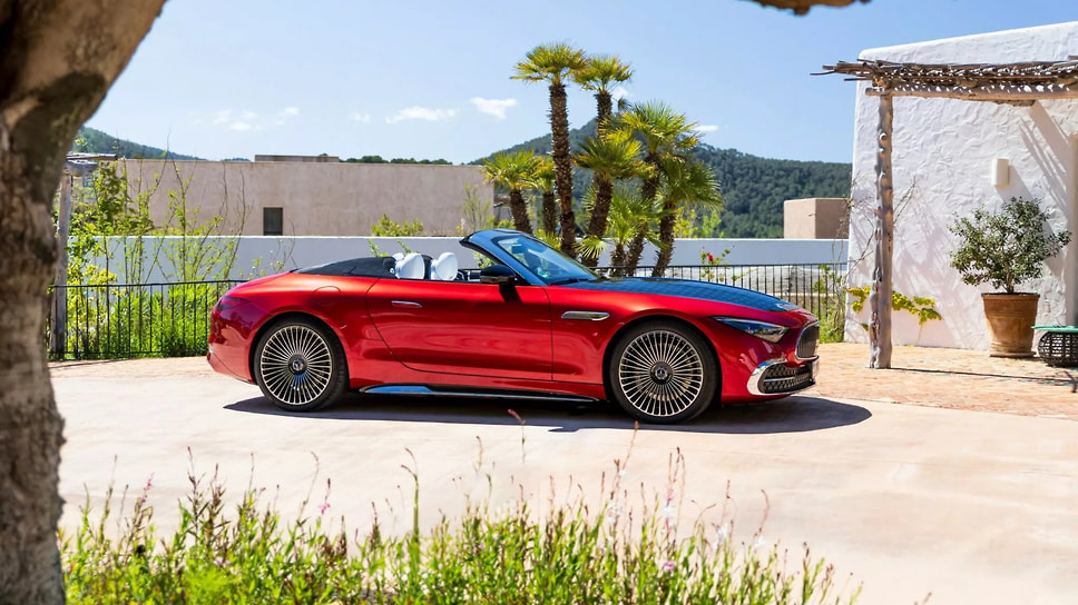 Mercedes-Maybach SL680 Monogram Red Ambience