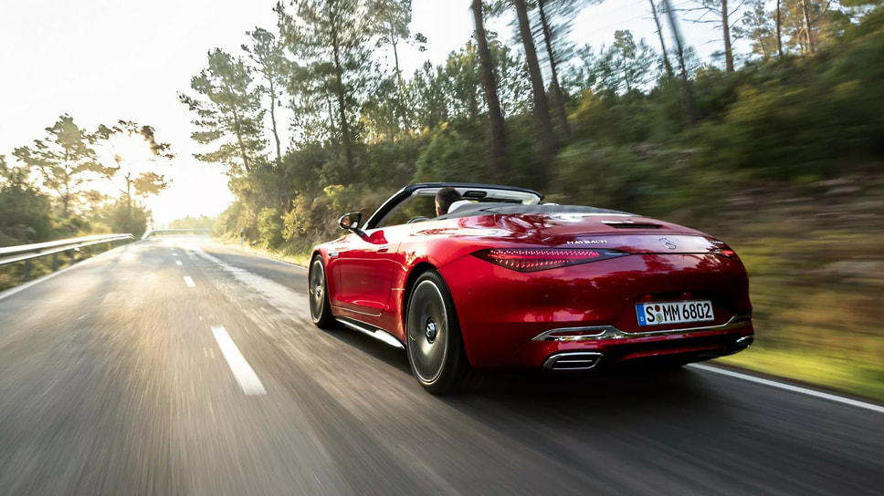 Mercedes-Maybach SL680 Monogram Red Ambience