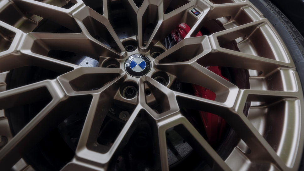 BMW M2 CS