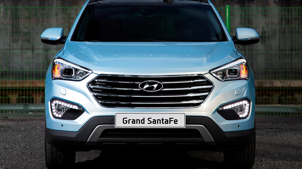 Hyundai Grand Santa Fe