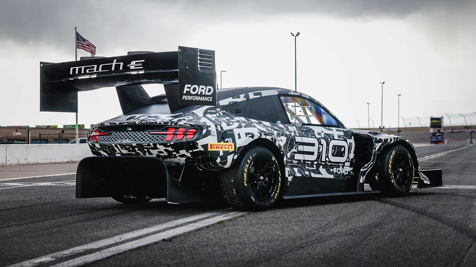 Ford Super Mustang Mach-E