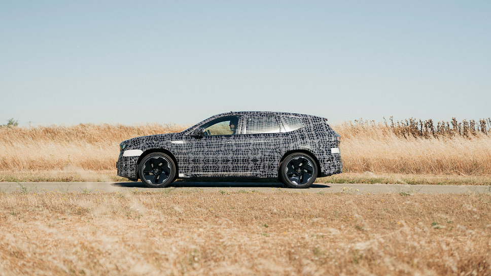 BMW iX3