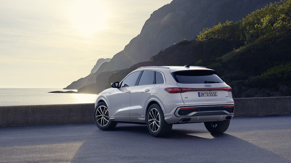 Audi Q5 SUV e-hybrid 