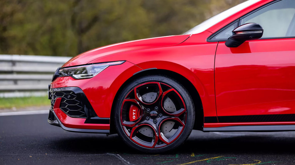 Volkswagen Golf GTI Edition 50