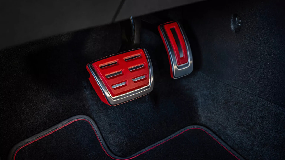 Volkswagen Golf GTI Edition 50