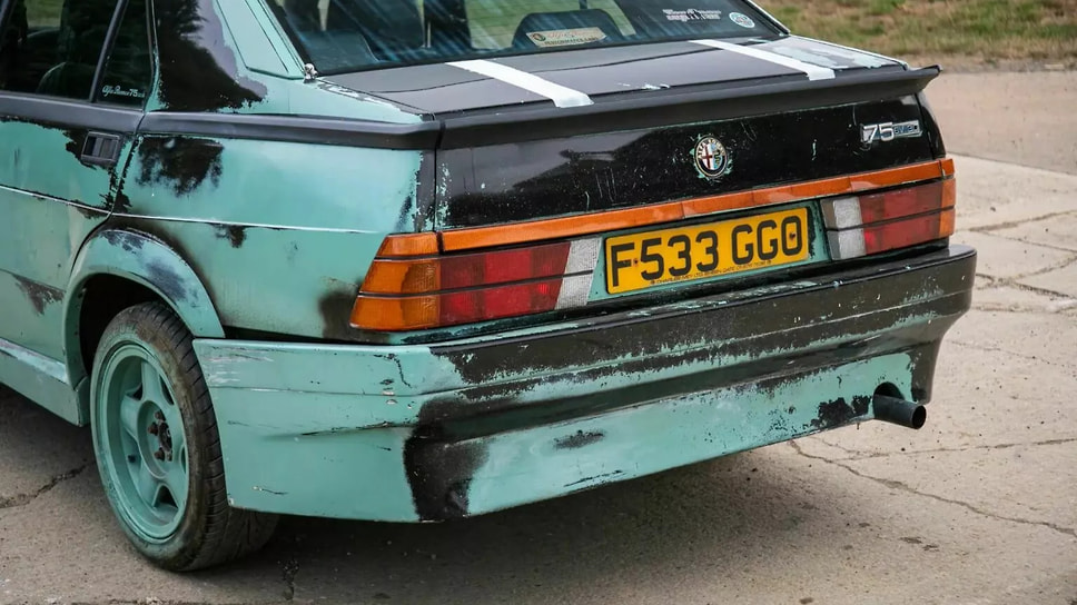 Alfa Romeo 75