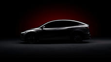 Tesla анонсировала удлиненную шестиместную модель