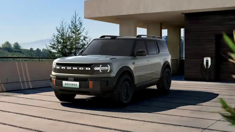 Ford Bronco 