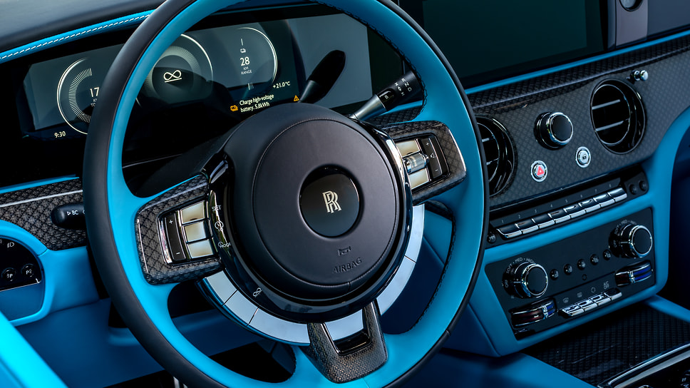 Rolls-Royce Black Badge Spectre