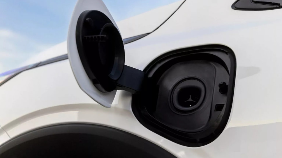 Тизер нового Chevrolet Bolt