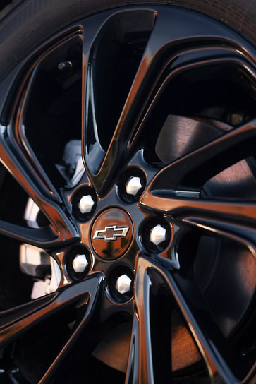 Тизер нового Chevrolet Bolt