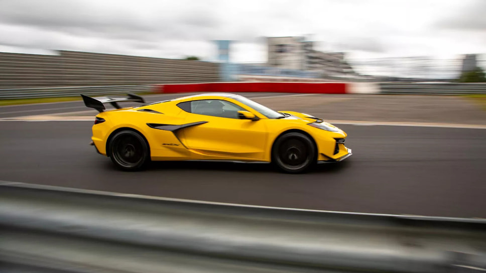 Chevrolet Corvette ZR1X, ZR1 и Z06
