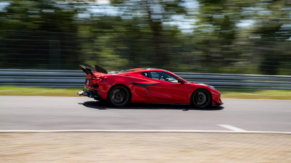 Chevrolet Corvette ZR1X, ZR1 и Z06