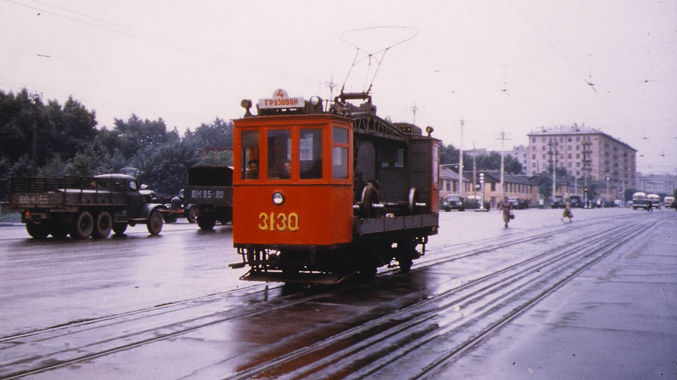 Крановая платформа СВАРЗ, архивный кадр