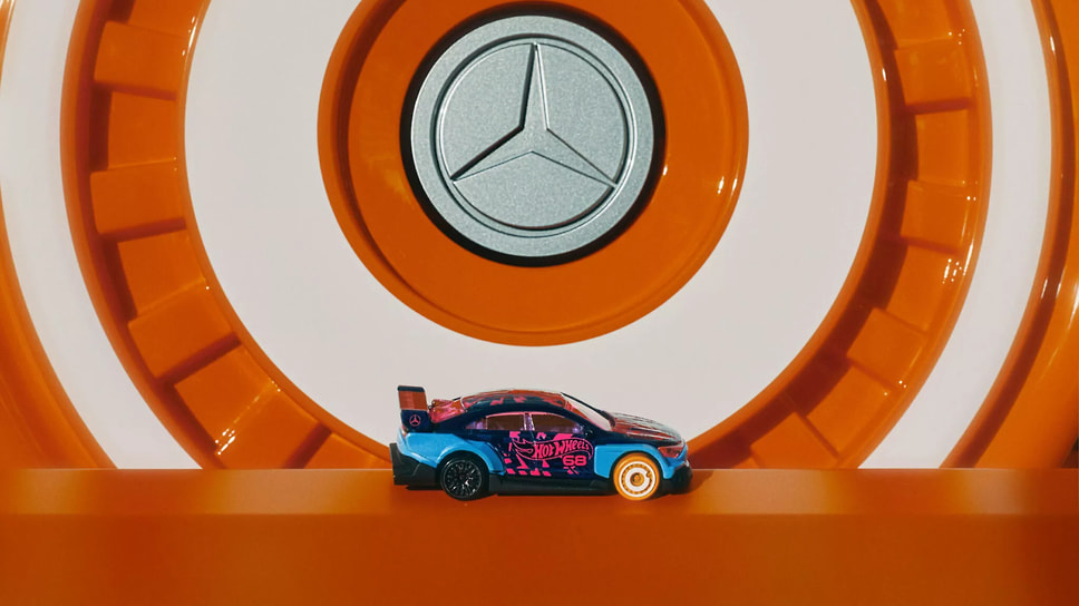 Игрушечный Mercedes-Benz CLA Hot Wheels