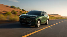 Geely раскрыла комплектации нового кроссовера EX5 EM-i для России