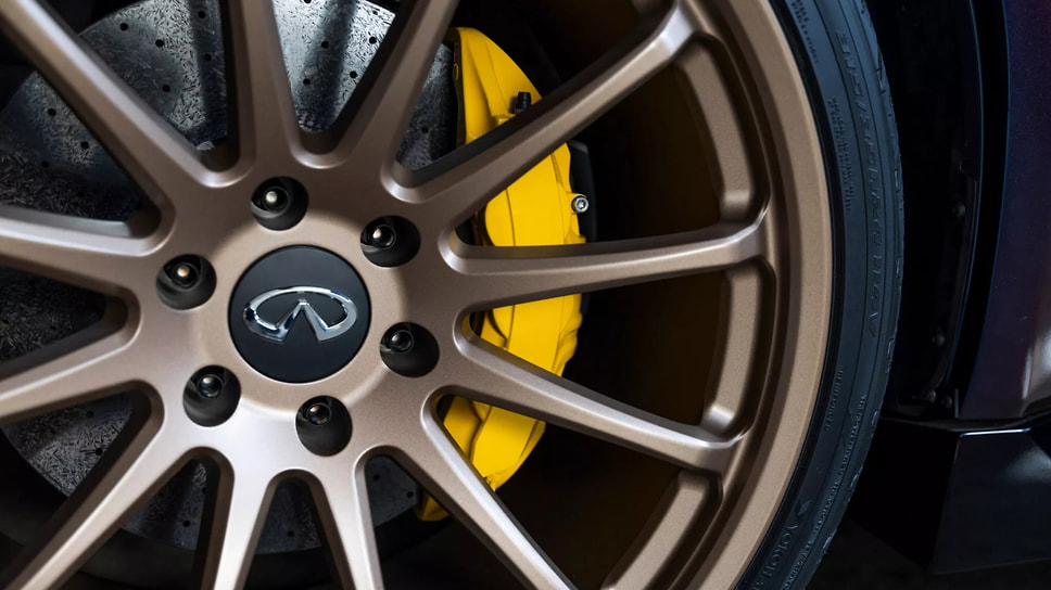 Infiniti QX80 R-Spec