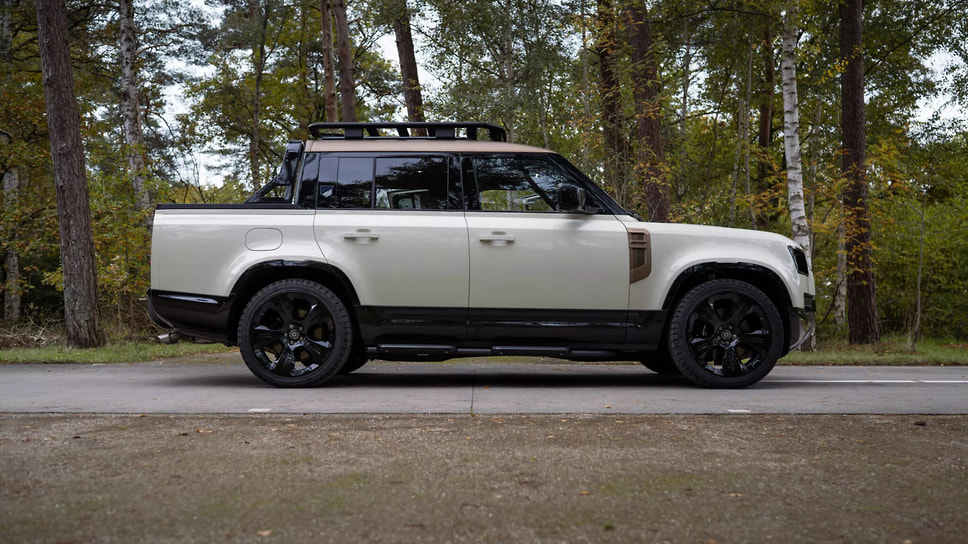 Land Rover Defender 130