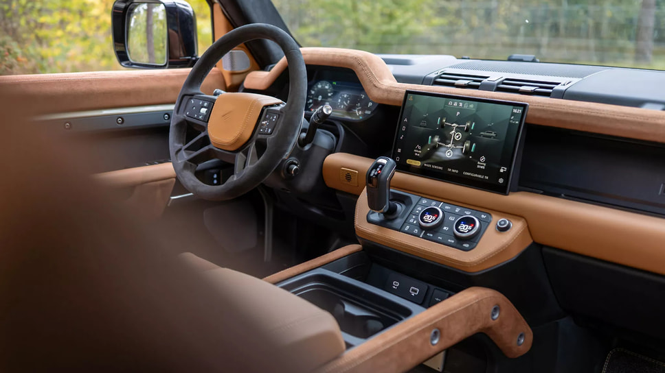 Land Rover Defender 130