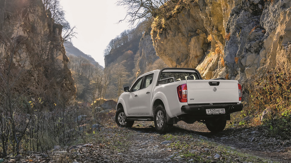 Dongfeng DF6 в ущелье 