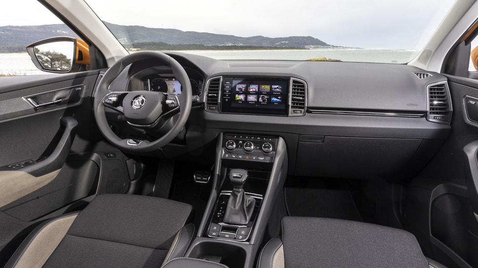 Skoda Karoq 
