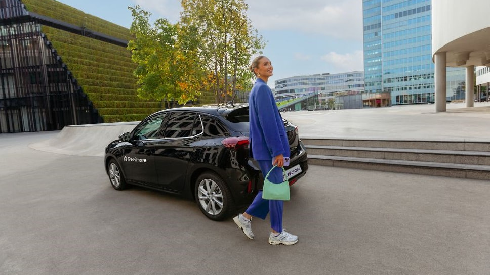 Парк каршеринга немецкой компании Free2move пополнился четырьмя сотнями компактных Opel Corsa 